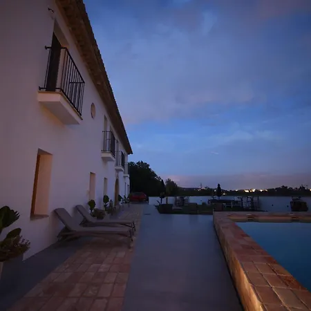 Masia Capdet Villa *